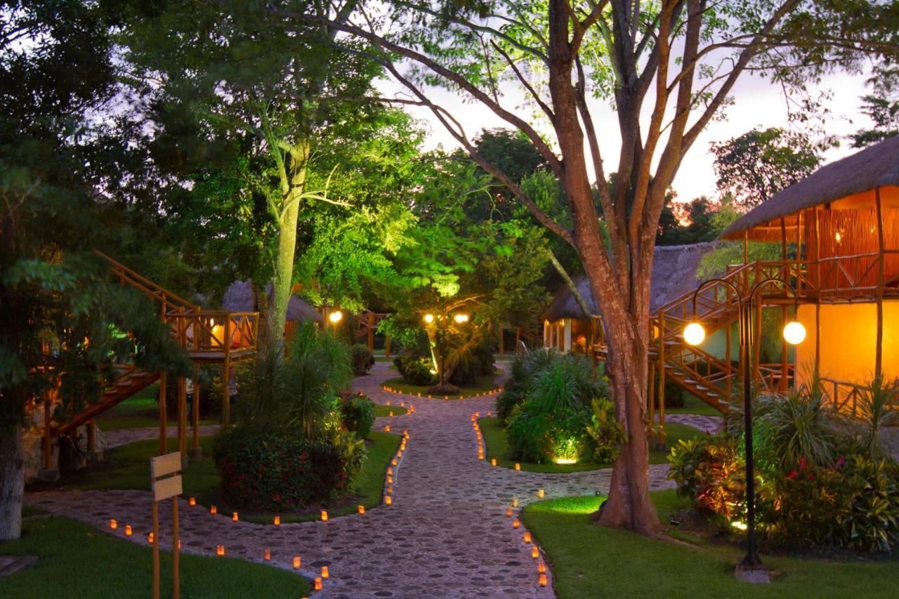 Hotel Villas Chicanna Buitenkant foto