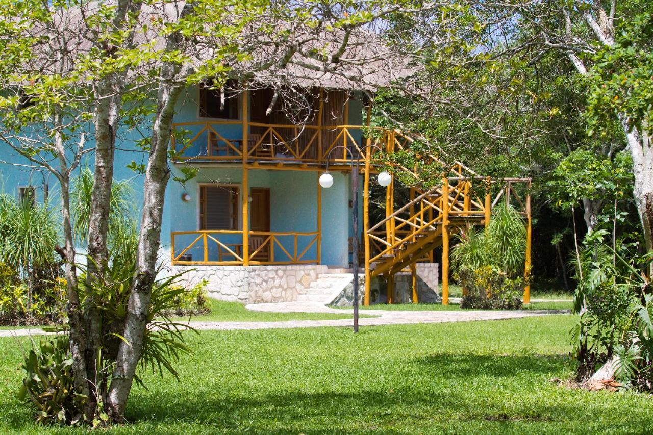 Hotel Villas Chicanna Buitenkant foto
