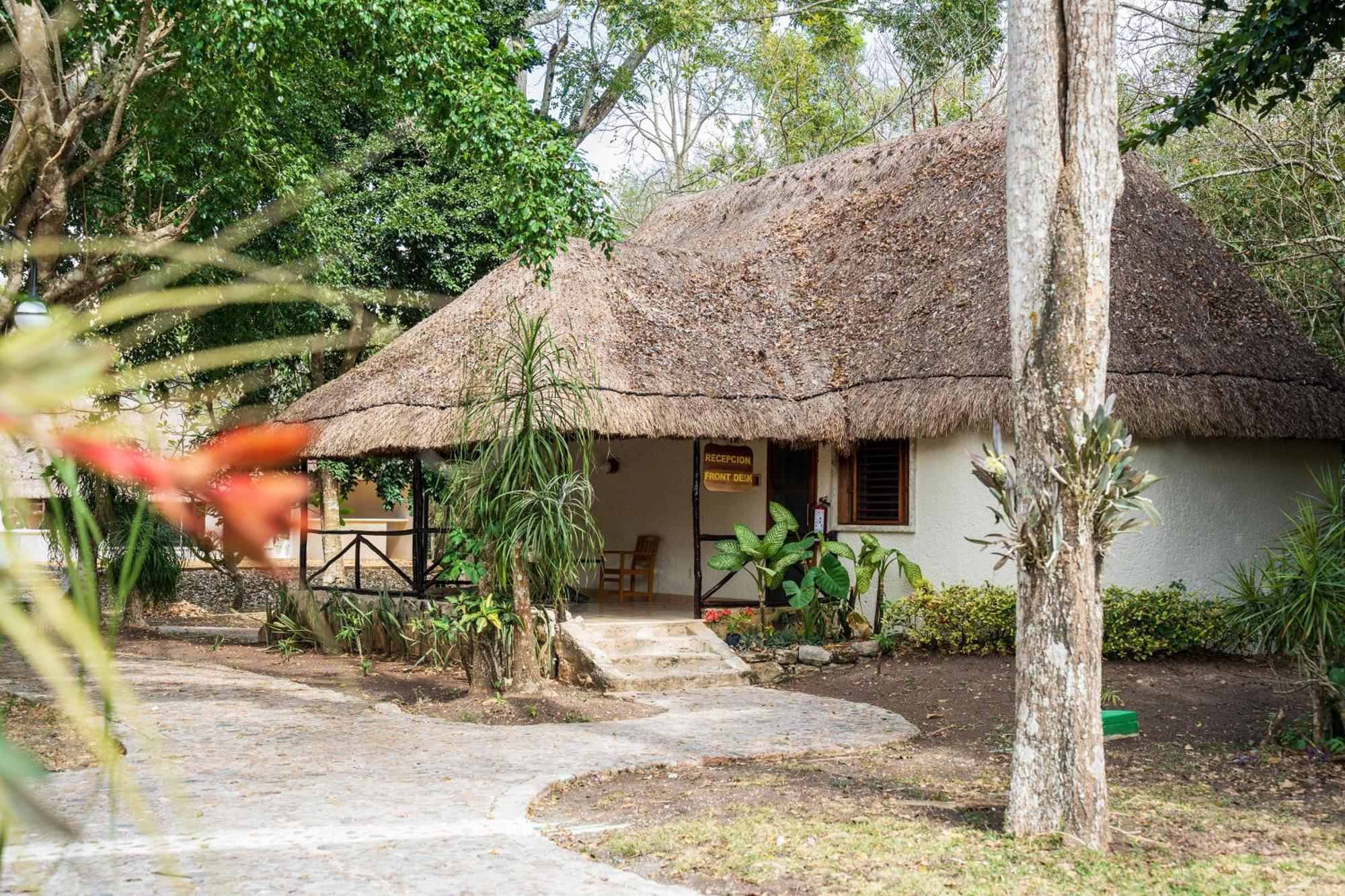 Hotel Villas Chicanna Buitenkant foto