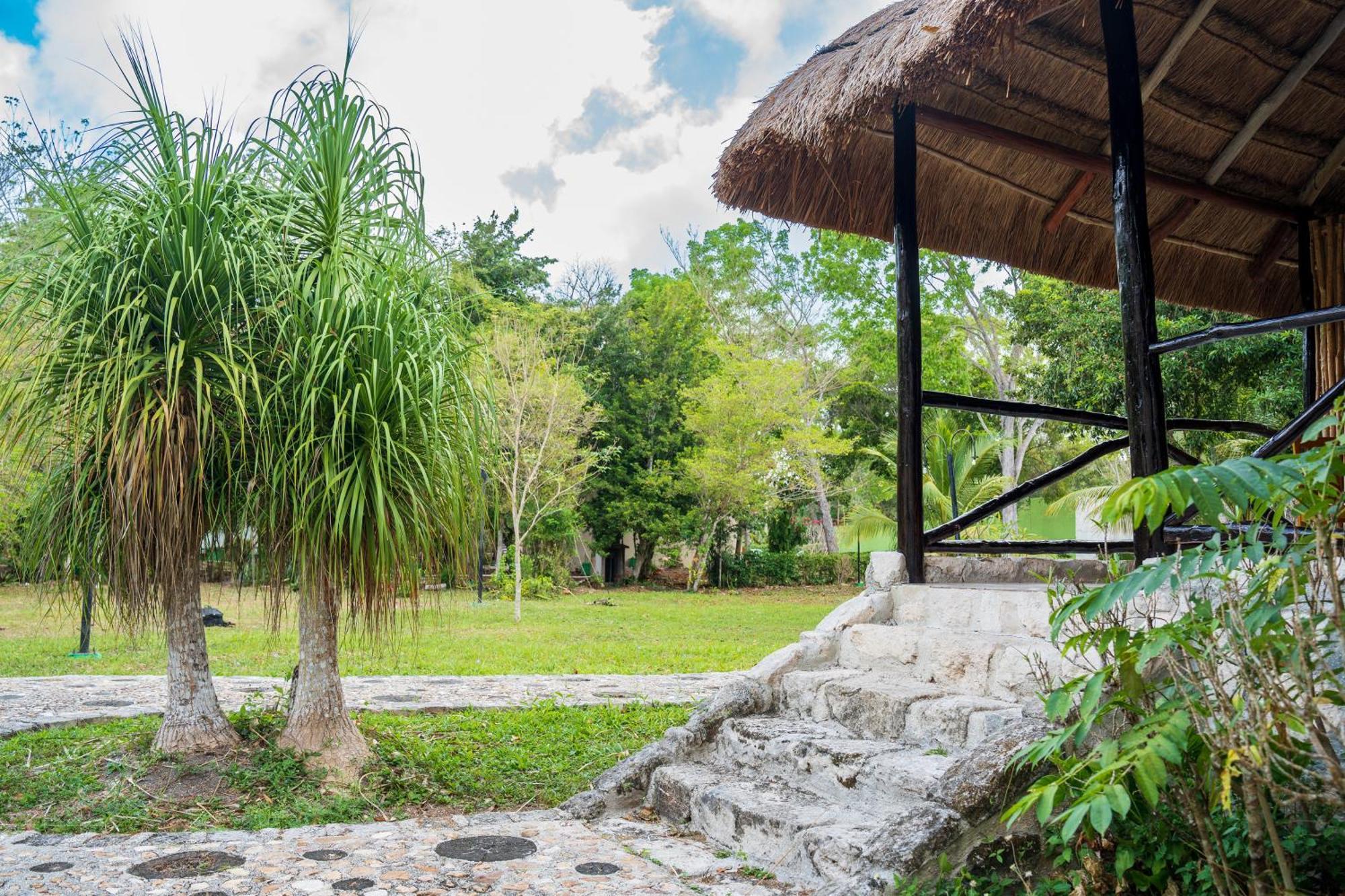 Hotel Villas Chicanna Buitenkant foto