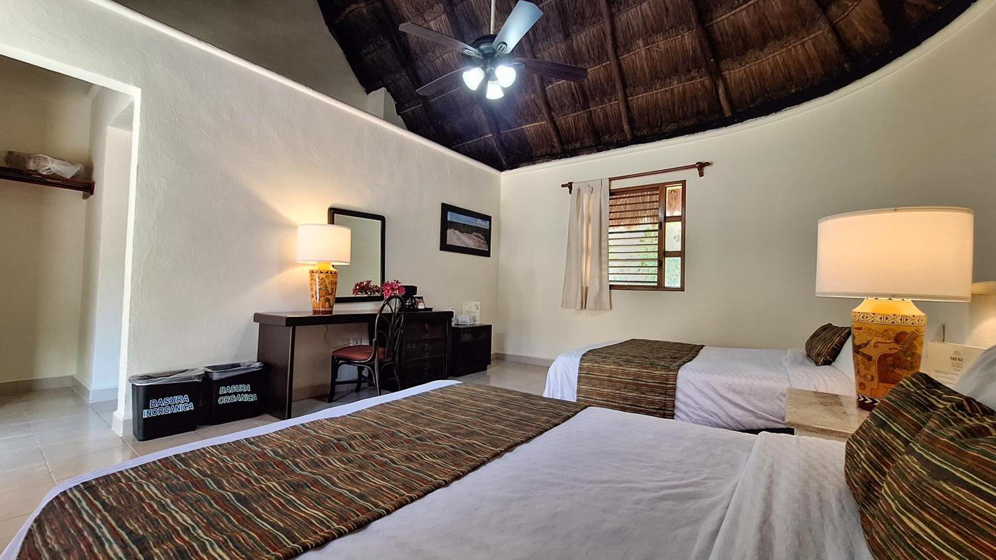 Hotel Villas Chicanna Buitenkant foto