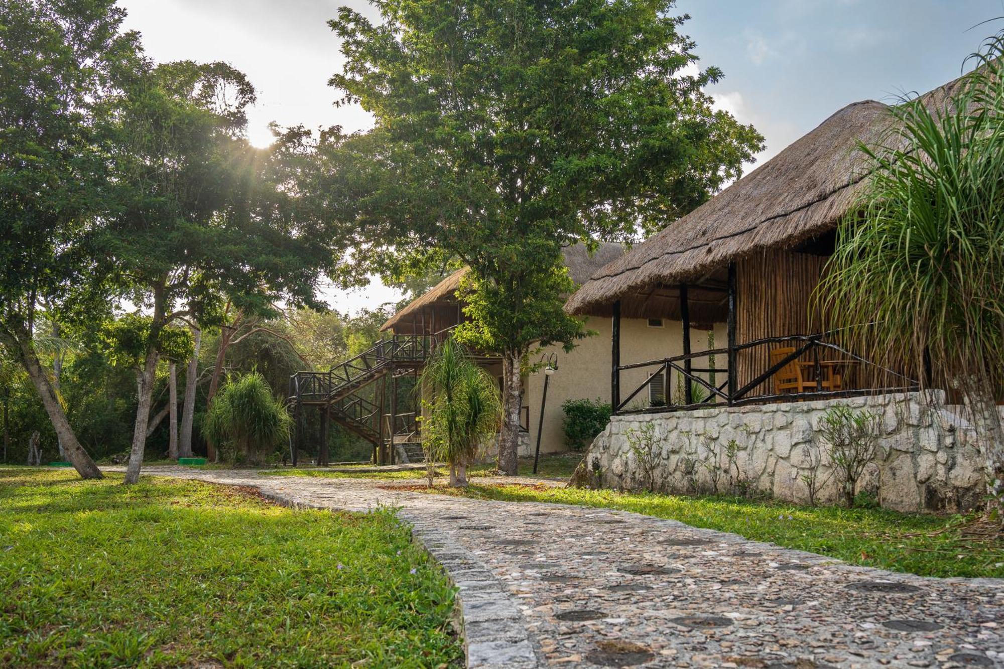 Hotel Villas Chicanna Buitenkant foto