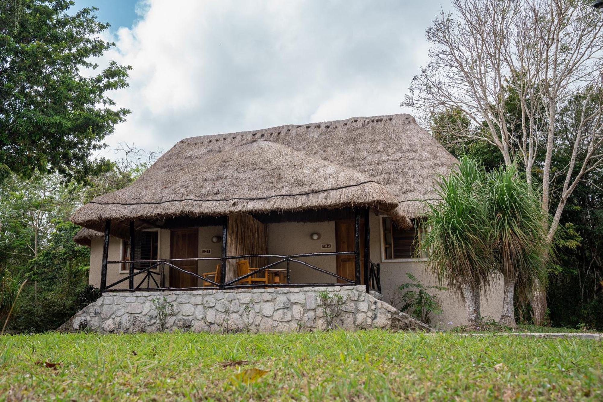 Hotel Villas Chicanna Buitenkant foto